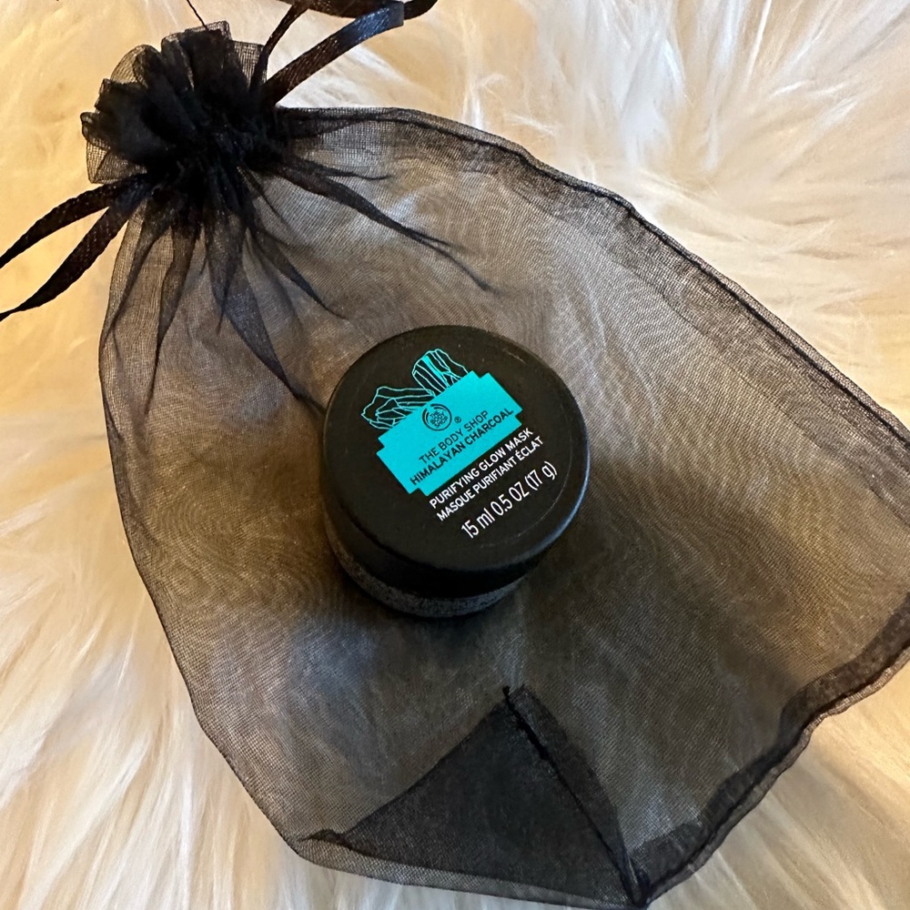 NEW•THE BODY SHOP•HIMALAYAN CHARCOAL PURIFYING GLOW MASK•